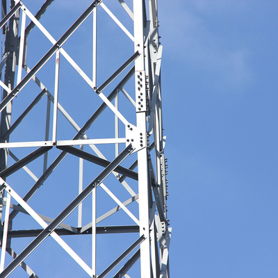 15m G/M vergittern Stahlgalvanisierte Antennen-heiße das Bad des turm-Q355b