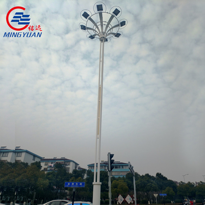 Hoher Mast heller Pole Q345 S355 mit Stahlröhrenlampe der Leiter-HDG für quadratischen Flughafen